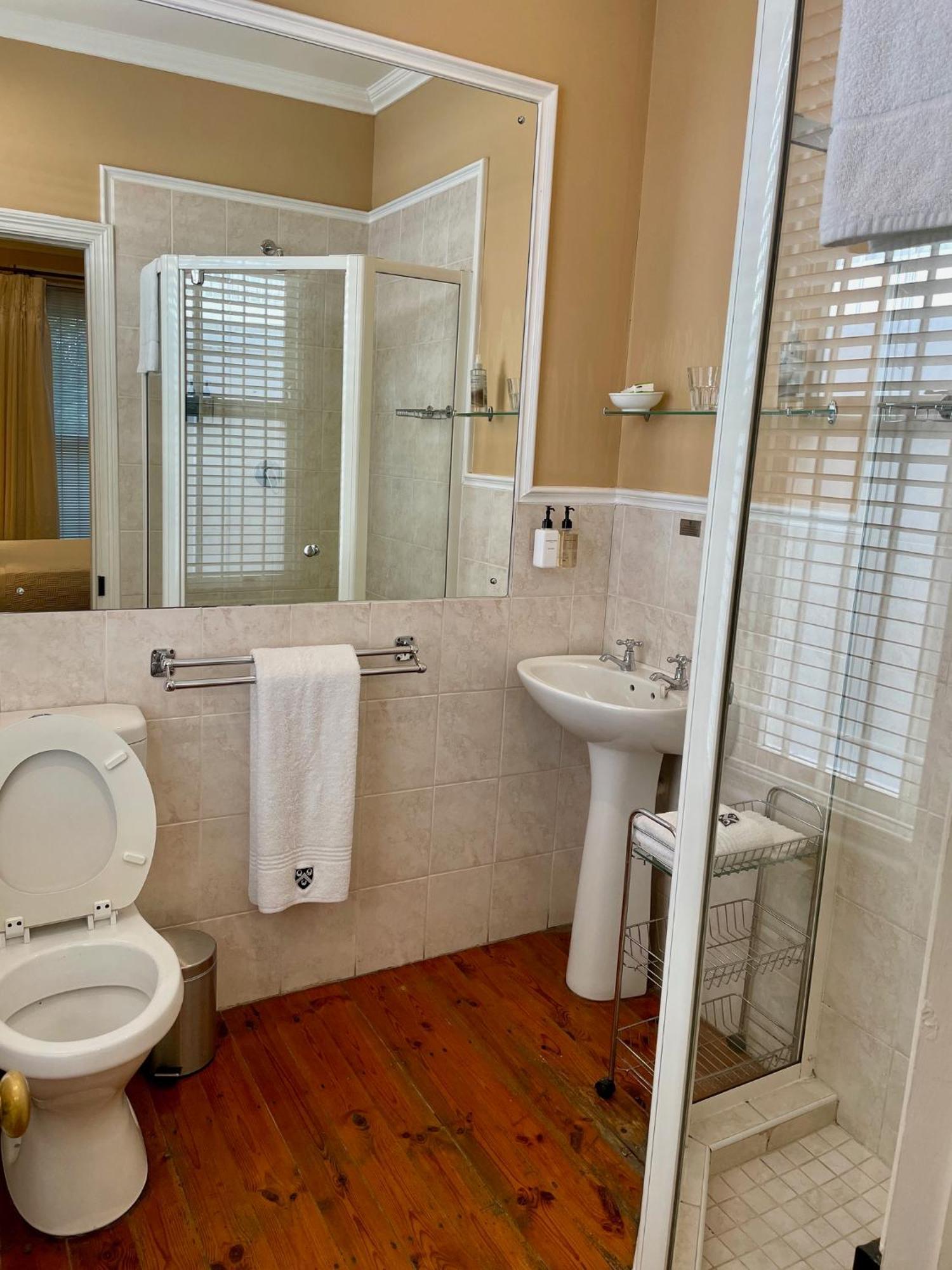 Tintagel Guest House Cape Town Eksteriør bilde